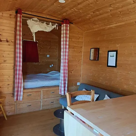 Tiny House *